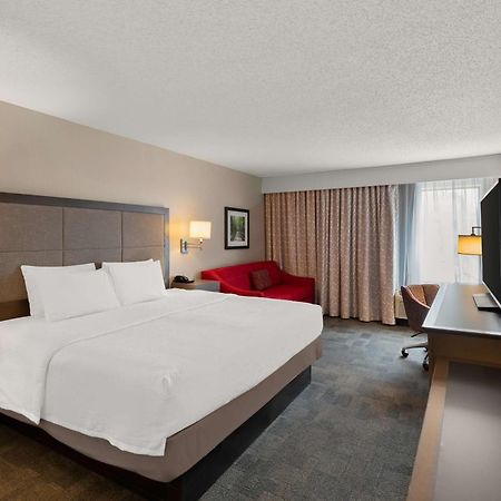 Hampton Inn Ланкастър Екстериор снимка