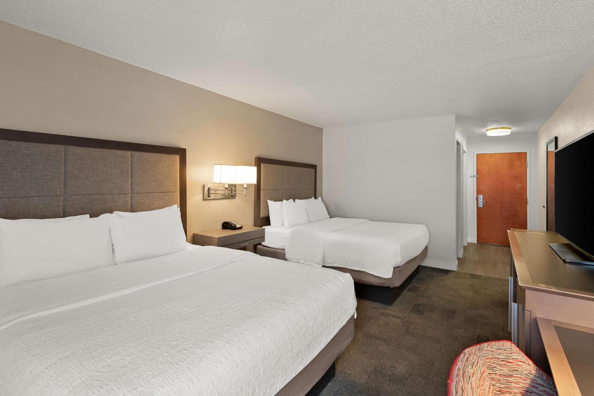 Hampton Inn Ланкастър Екстериор снимка